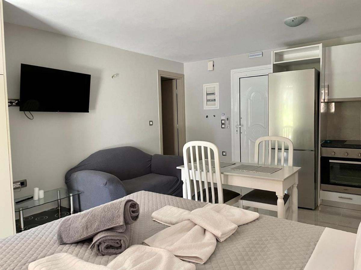 Arian Apartments Argosztóli Kültér fotó